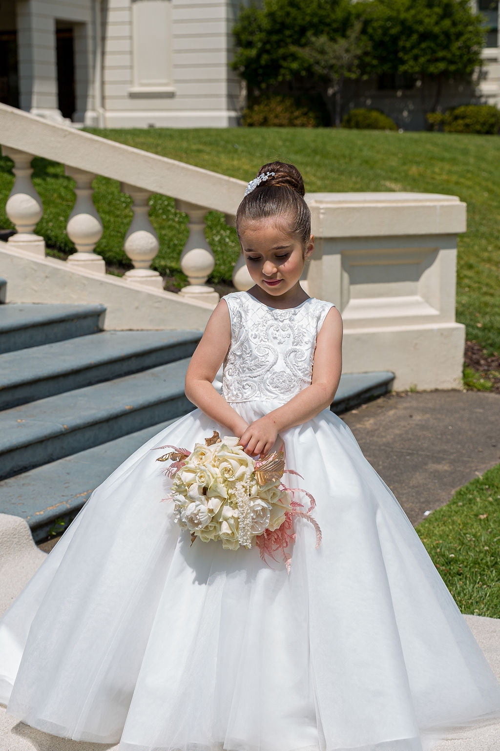 LUXE: Gracie with Train