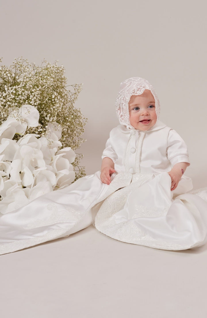 Benjamin with lace (Satin)