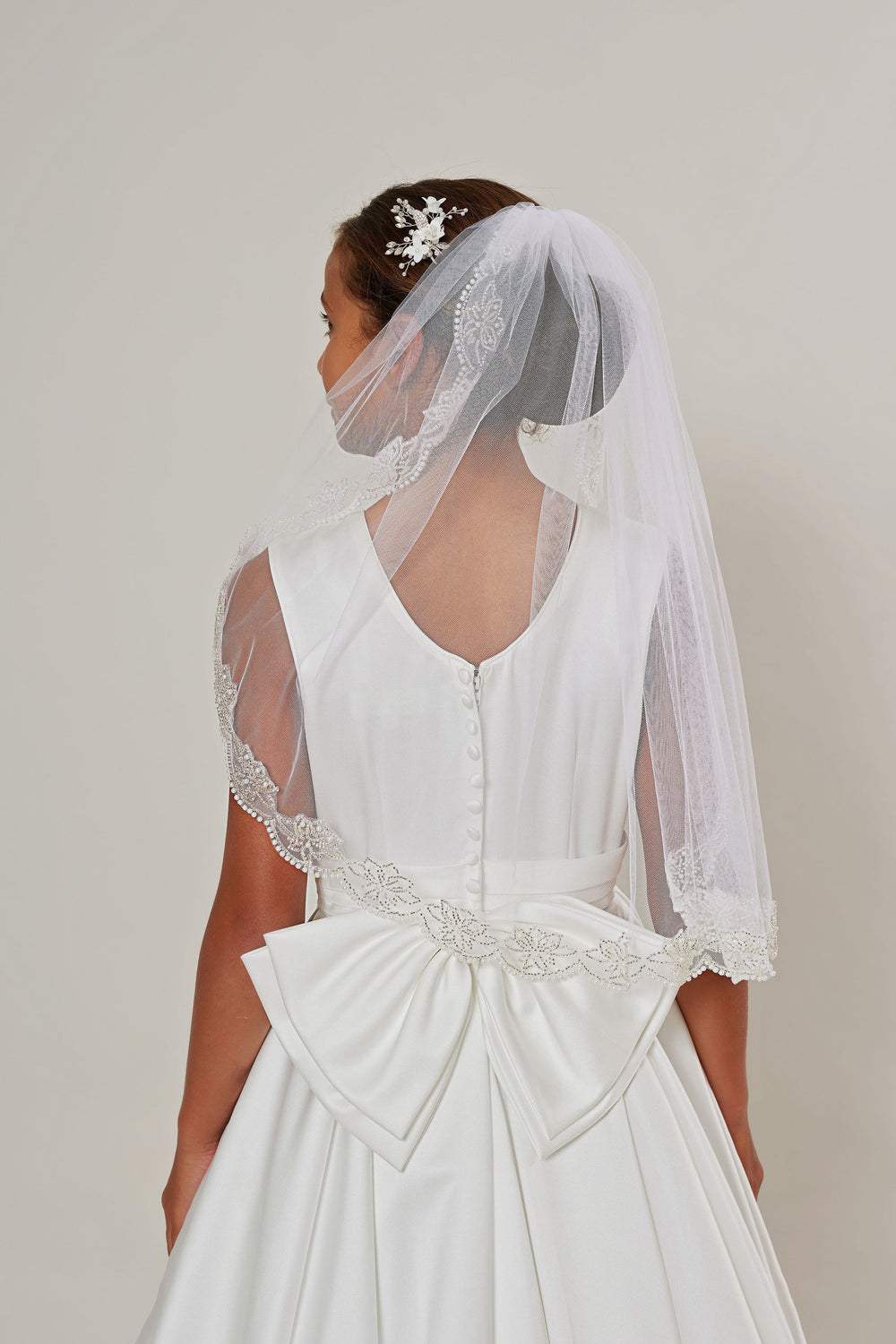 Luxe Beaded Veil P613