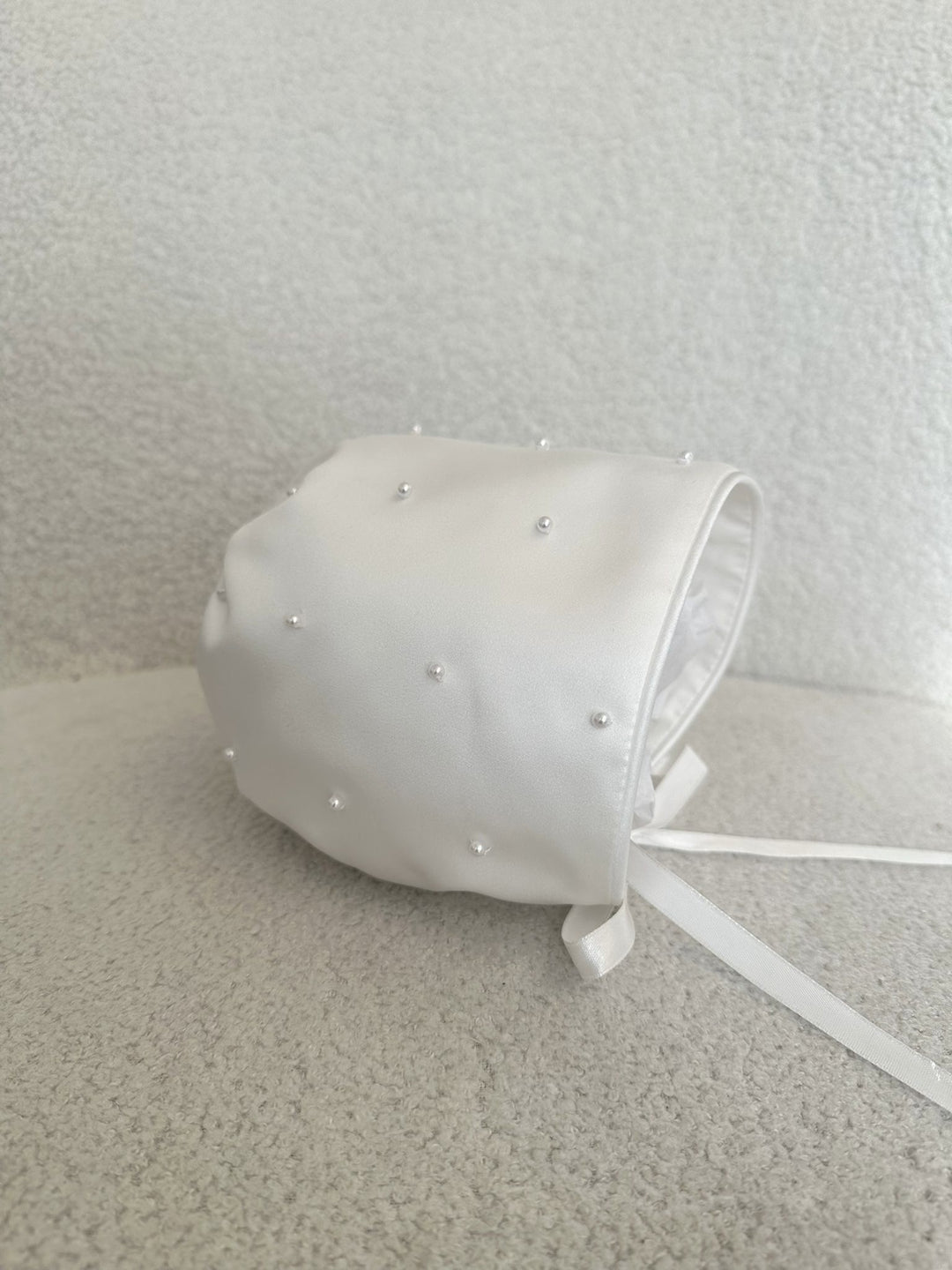 Pearl Bonnet