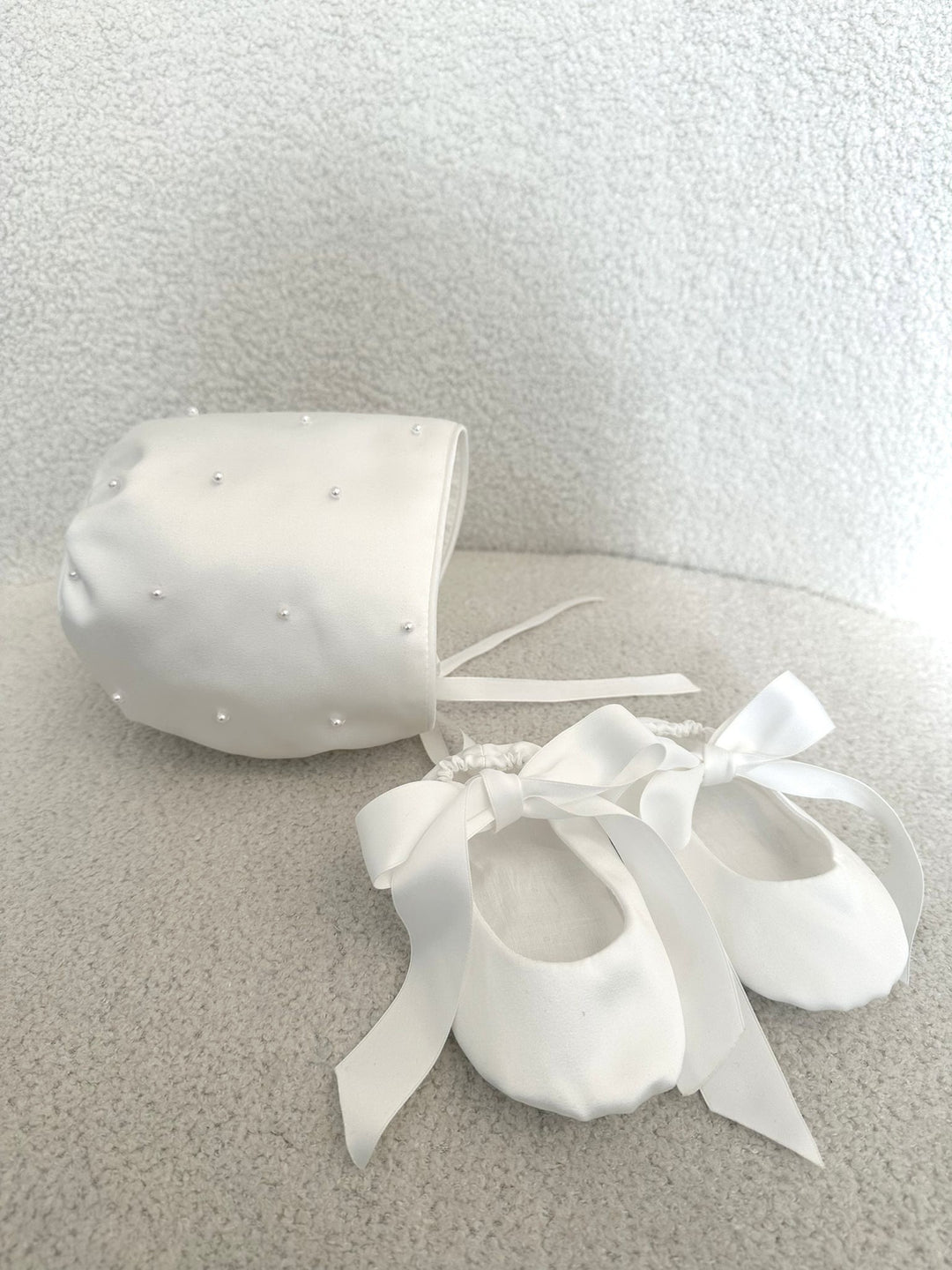 Pearl Bonnet & Booties