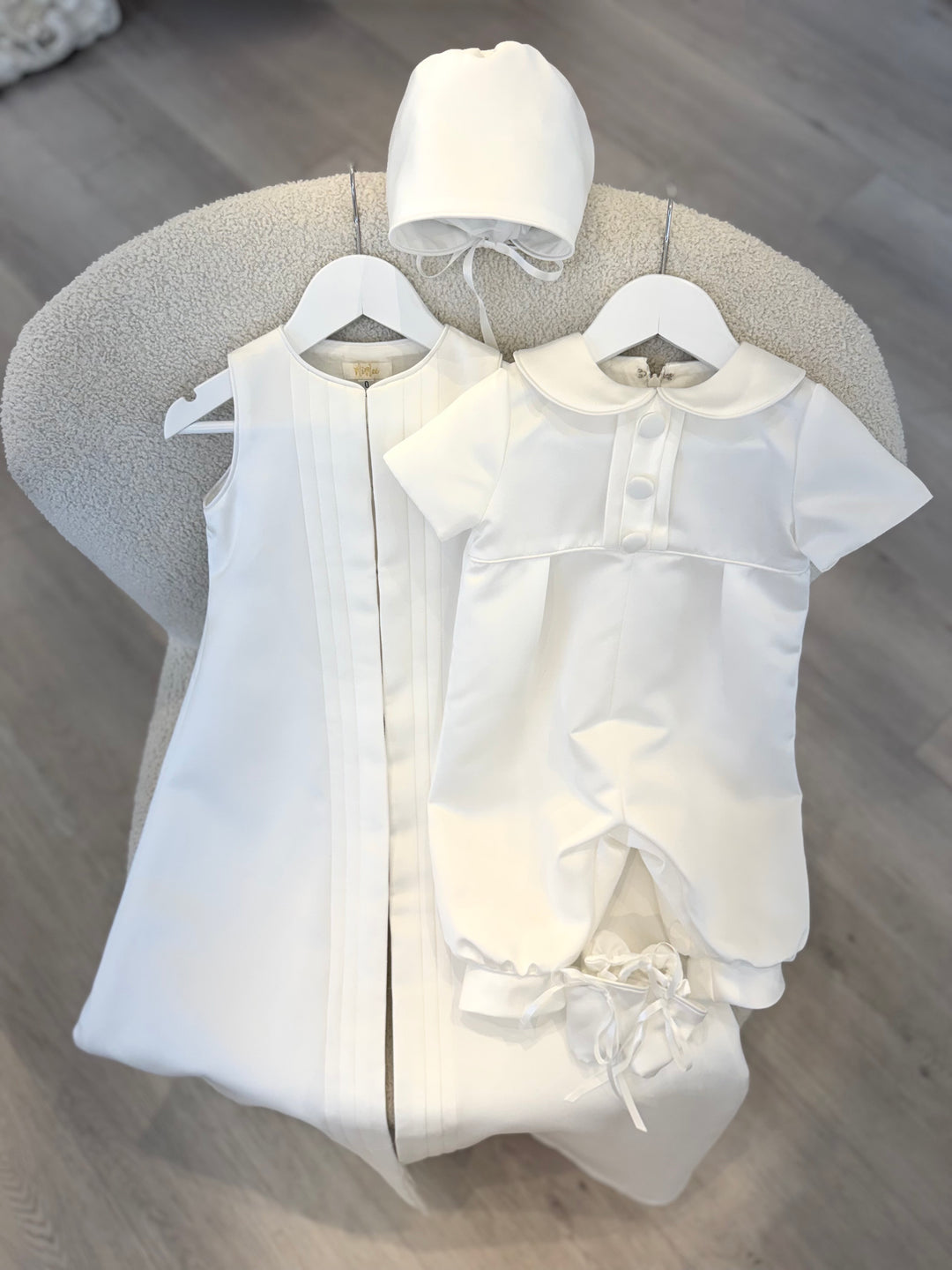 Luca Romper & Cape